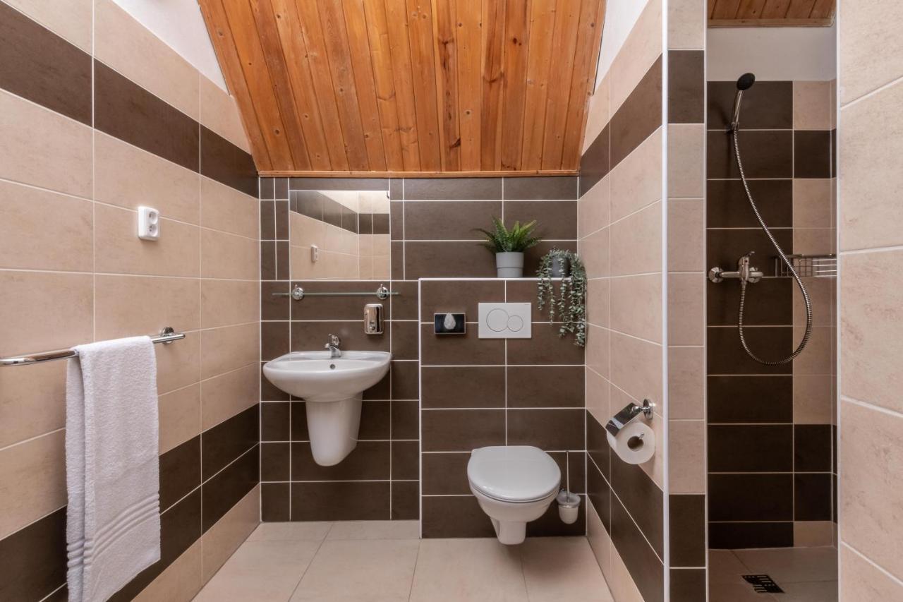 Wellness Hotel Sedy Vlk Harrachov Exterior photo